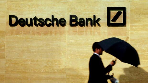 Deutsche Bank confía en salir de números rojos por primera vez en tres años