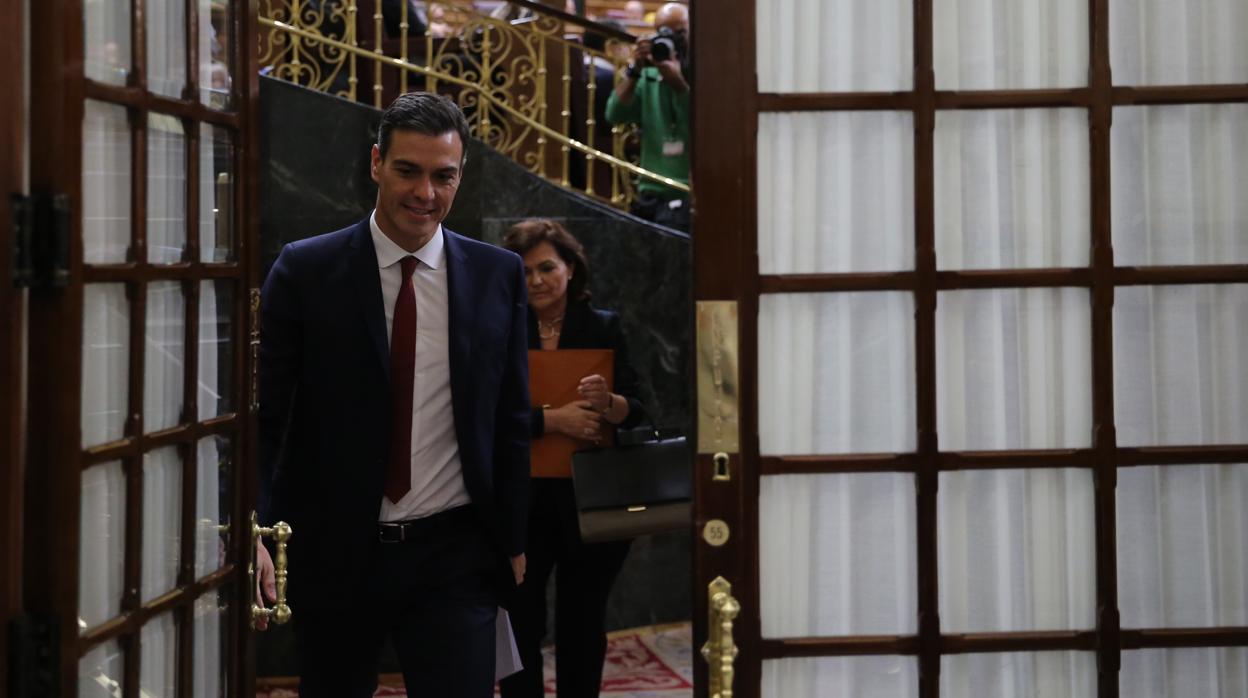 El presidente vuelve a matizar medidas anteriores del Gobierno en sede parlamentaria