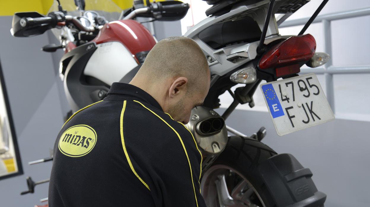 Midas también abrirá talleres franquiciados para motocicletas