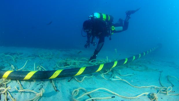 Mallorca e Ibiza, unidas por el cable submarino en corriente alterna más largo del mundo