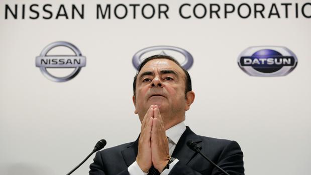 Renault mantiene a Carlos Ghosn como presidente al no detectar irregularidades en su sueldo