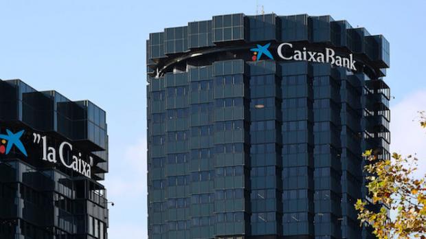 Caixabank comienza a negociar hoy los términos del ERE