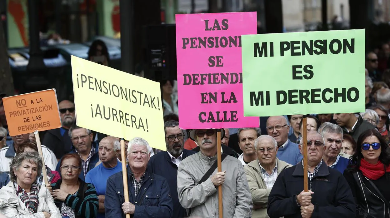 Los pensionistas reciben hoy una paga media de 13 euros por la subida del IPC