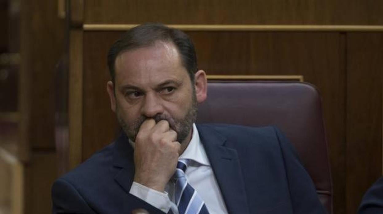 El ministro de Fomento, José Luis Ábalos, en el Congreso