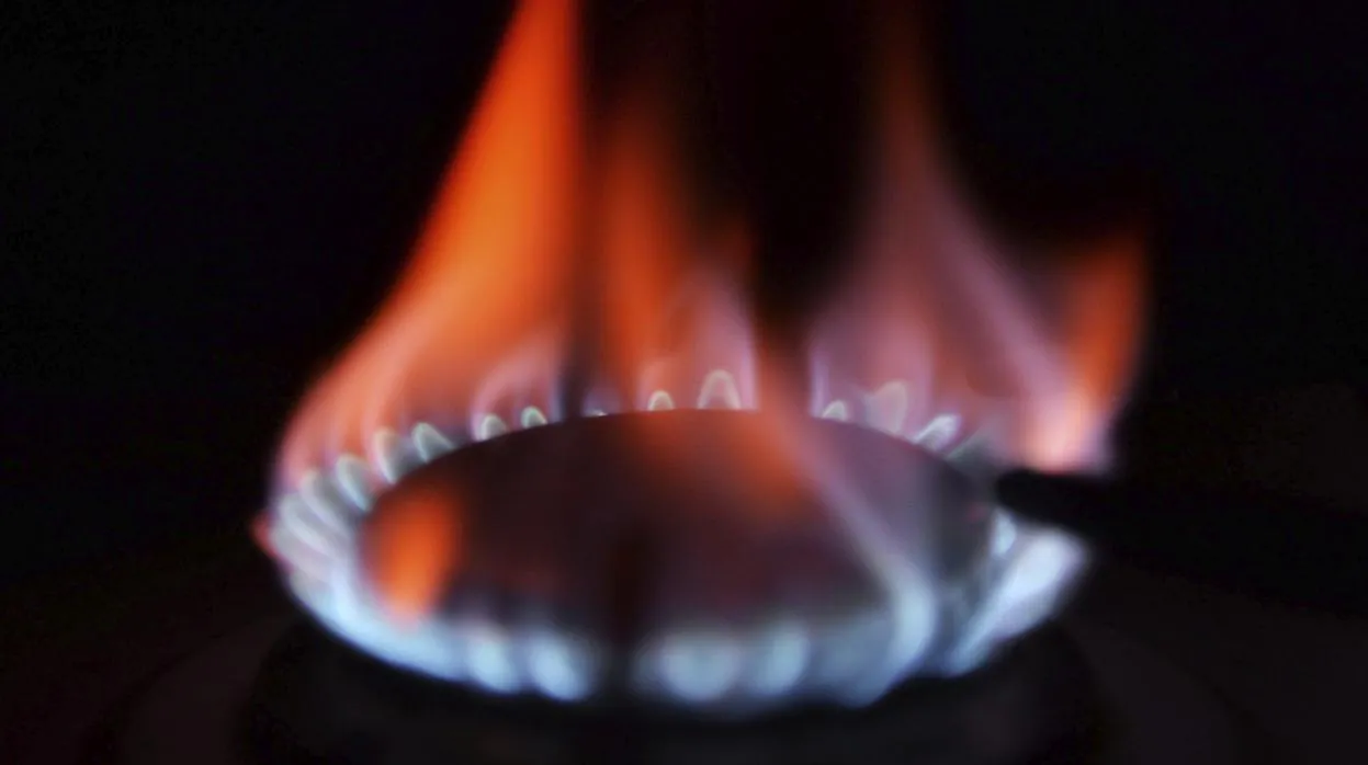 El gas natural bajará de media un 6% desde el 1 de abril