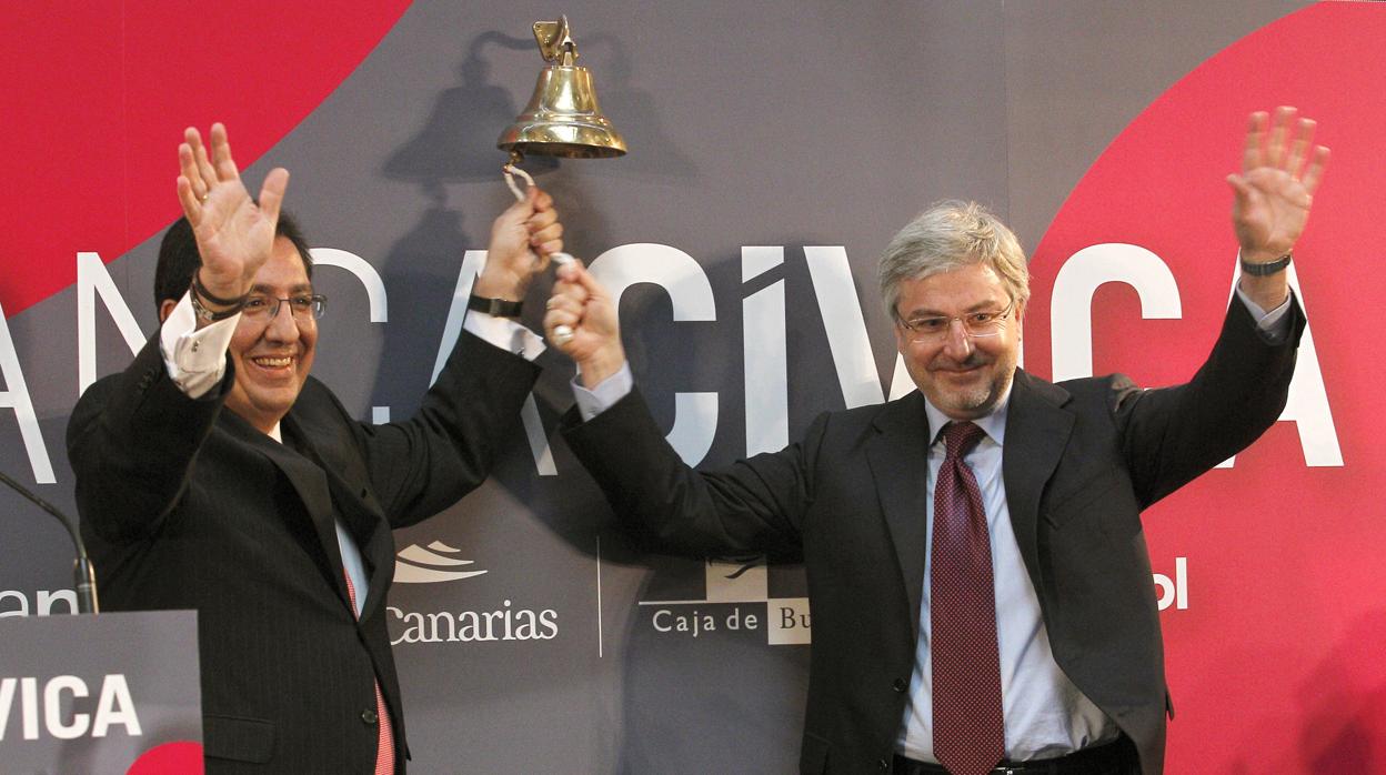 Los expresidentes de Banca Cívica Enrique Goñi (derecha) y Antonio Pulido (izquierda)