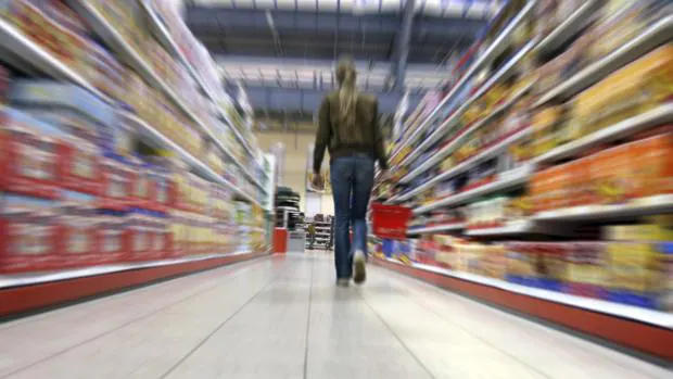 Coca-Cola, ElPozo y Campofrío llenaron la cesta de los españoles en el supermercado en 2018