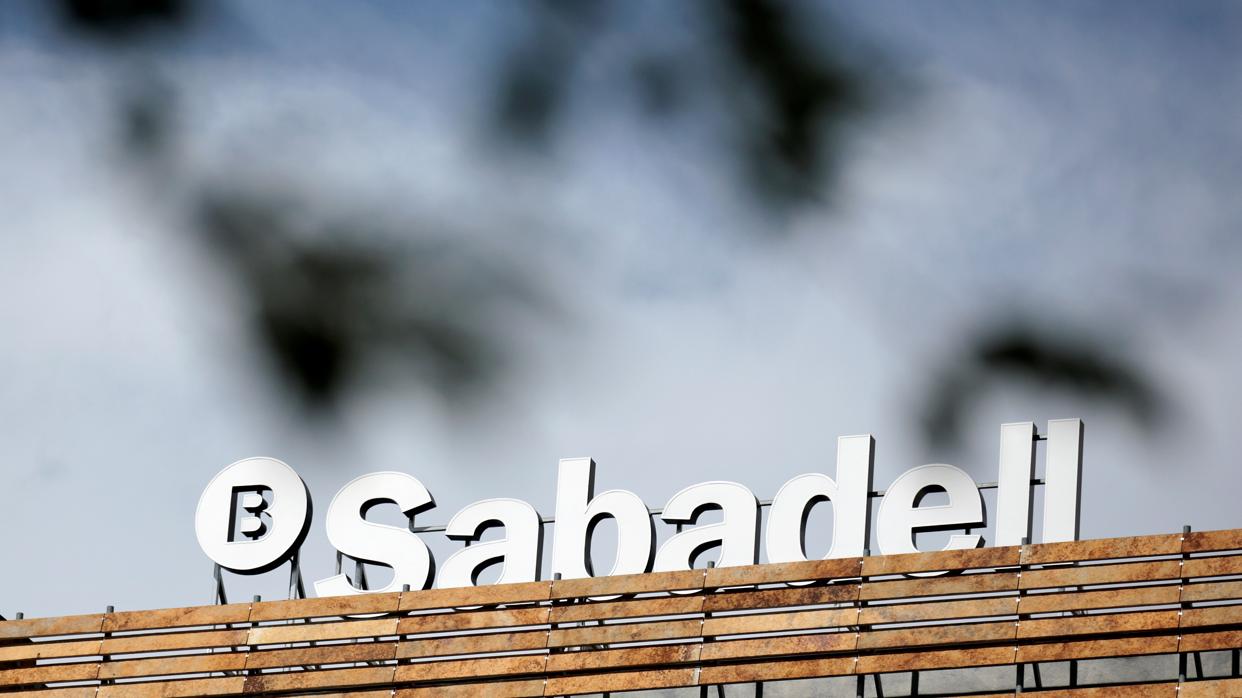 Banco Sabadell venderá el 40% de Ribera Salud a Centene Corporation