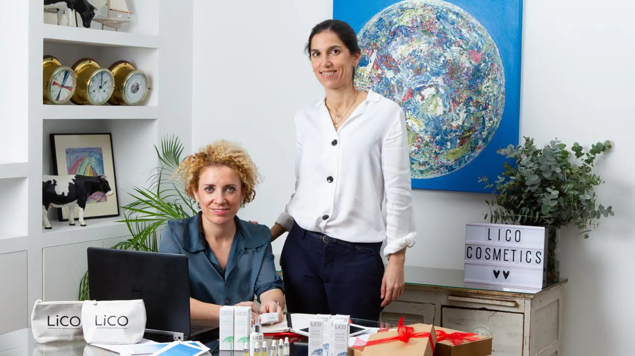 Estefanía Ferrer y Ana Cobo, fundadoras de Lico Cosmetics