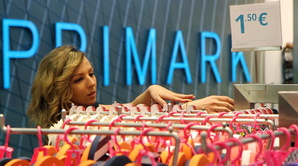 Las cadenas de moda generalistas, como Primark, han ganado relevancia frente a las especialistas