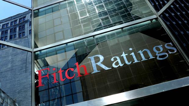 Fitch mantiene el «rating» de España en «A-» con perspectiva estable a la espera de nuevo Gobierno