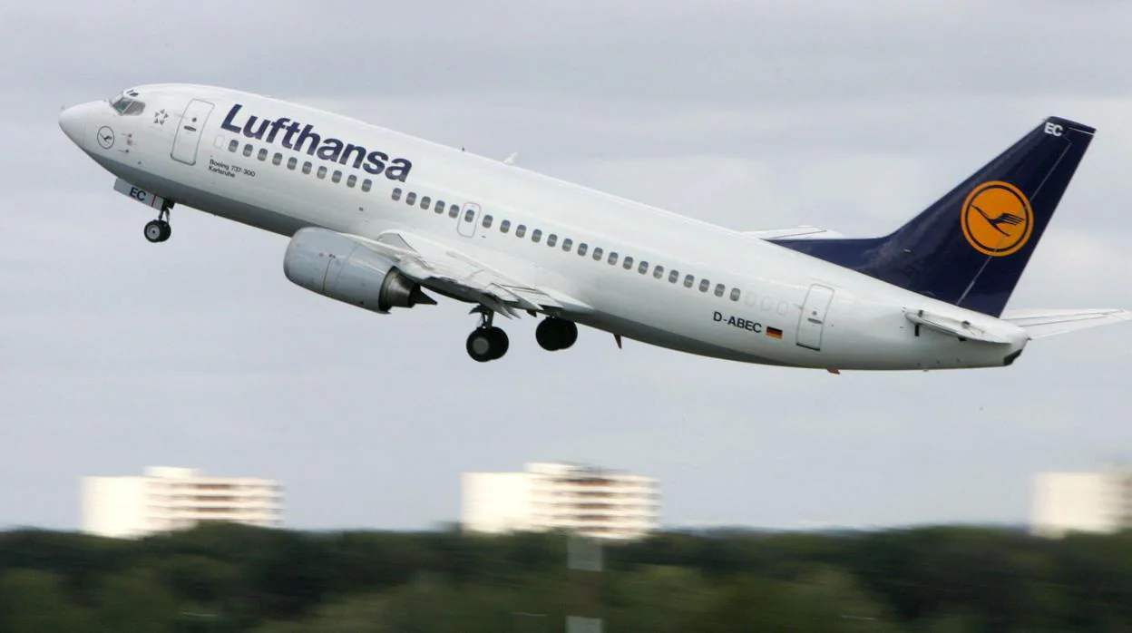 La aerolínea Lufthansa lanzó un «profit warning» en el que redujo sus previsiones para 2019