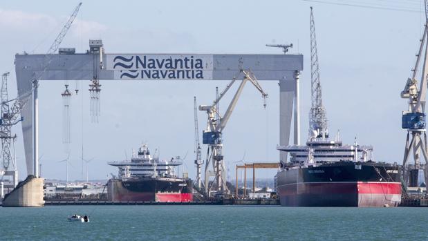 Navantia pagará 7.327,02 euros a un empleado que acumuló 645 horas extras no reconocidas