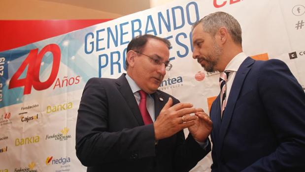 La Junta aprobará un decreto para facilitar la instalación de industrias en Andalucía