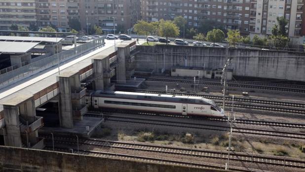 Convocatoria de huelga en Renfe a mediados de julio y otras cuatro noticias económicas