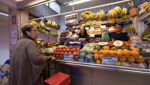 Este es el mejor supermercado para comprar fruta, según la OCU