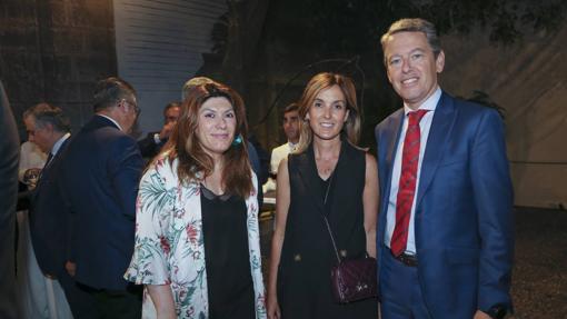 Nieves Rejón, María José Jiménez y Juan Bautista