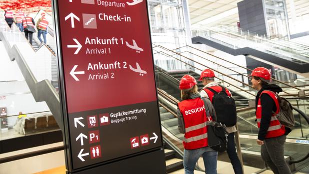 El aeropuerto que echa por tierra el mito de la eficacia alemana