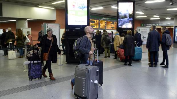 Renfe anula 320 trenes por la huelga que empieza esta medianoche