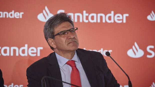 Santander se plantea cobrar por las cuentas que no tengan movimientos si bajan más los tipos