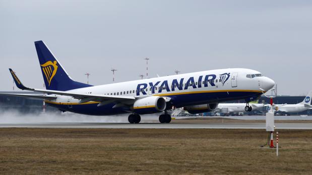 Los tripulantes de cabina de Ryanair mantienen la huelga de 10 días de septiembre