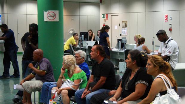 El paro afecta ahora a los mayores de 45 años el doble que antes de la crisis