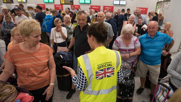 Los aeropuertos canarios registran una caída del 2,7% en septiembre por la quiebra de Thomas Cook