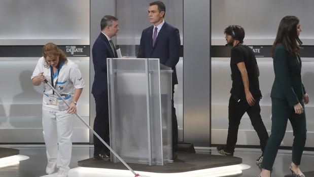 Sánchez ya sabía antes del debate en TV que el paro se había disparado en octubre