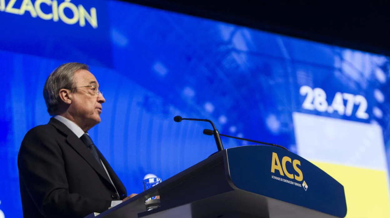 El presidente de ACS, Florentino Pérez, durante la junta del grupo