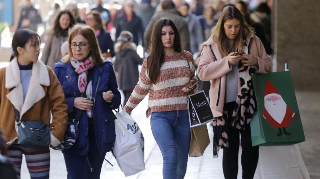 Seis circunstancias ante las que el consumidor debe estar atento esta Navidad para evitar líos legales