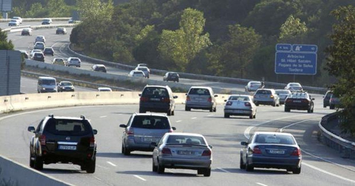 El pacto PSOE-Podemos abre la puerta a imponer peajes en las autovías