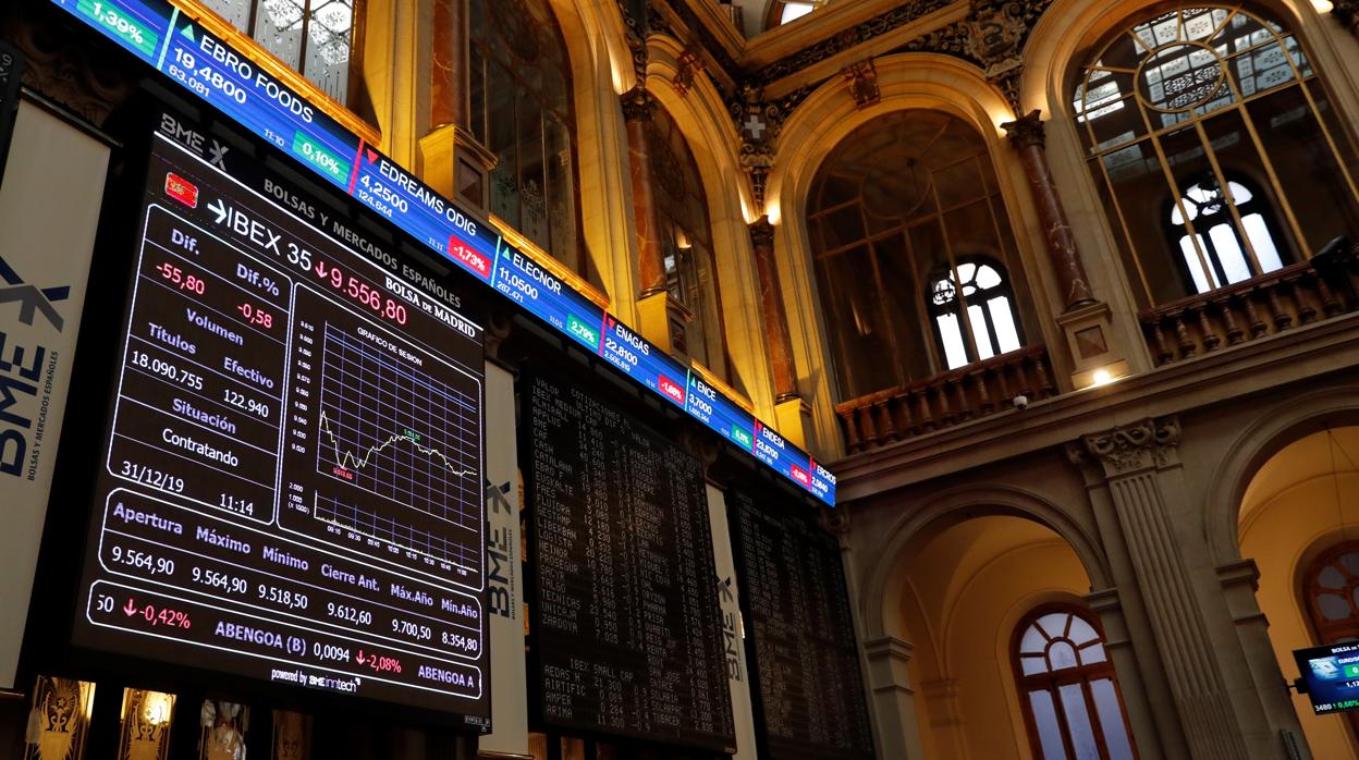 El Ibex 35 pierde los 9.600 puntos y cierra con una caída del 0,21% tras la investidura de Sánchez