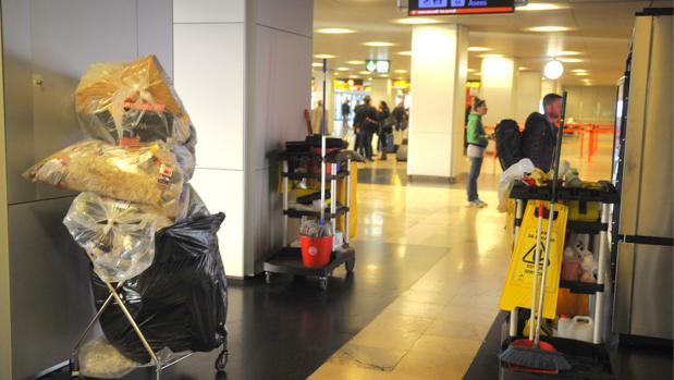 Este lunes comienza la huelga indefinida de limpieza en las terminales 1, 2 y 3 de Barajas