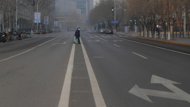 La fuerte caída del consumo de carburantes en China hunde los precios del petróleo