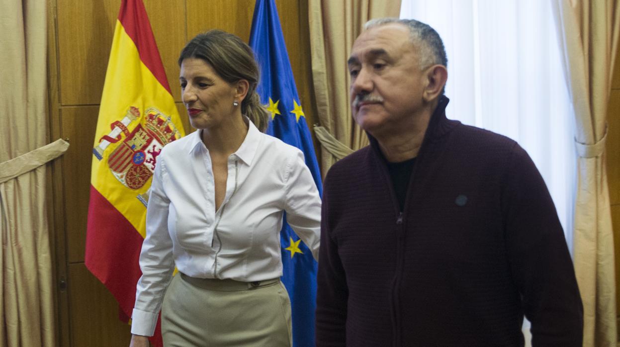 El secretario general de UGT, Pepe Álvarez, y la ministra de Trabajo, Yolanda Díaz