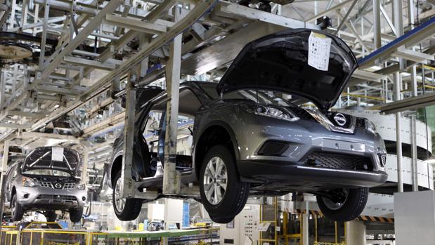 Nissan suspende la producción de unas de sus plantas en Japón