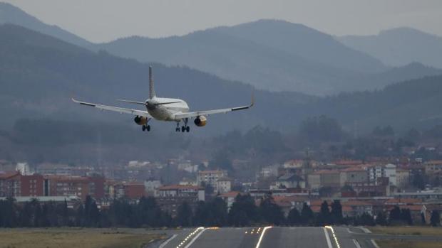 Una aerolínea indemnizará con 1.022 euros a un pasajero por un retraso de más de seis horas