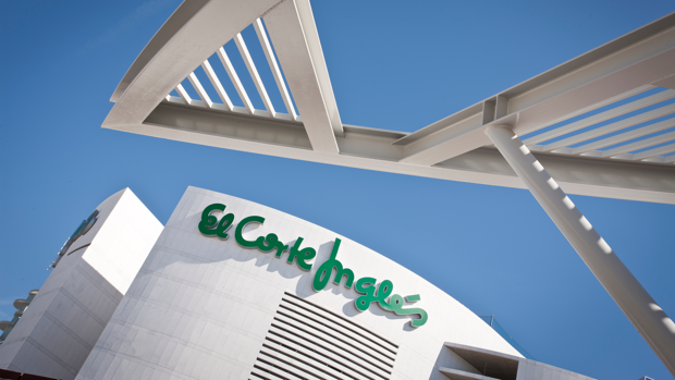 El Corte Inglés cierra sus centros de Madrid y del País Vasco, excepto el área de supermercados