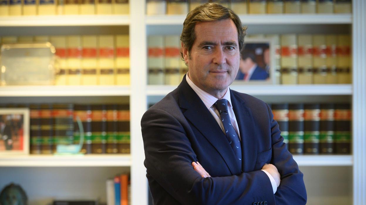 El presidente de la CEOE, Antonio Garamendi