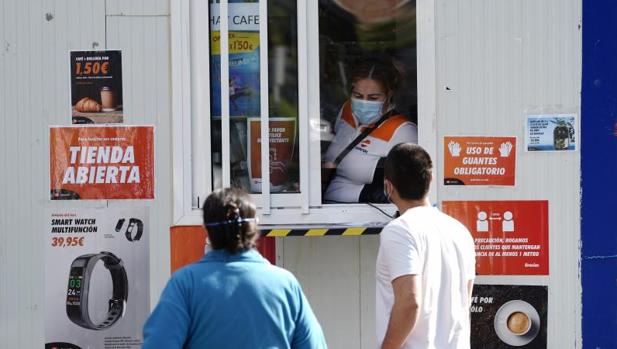 El INE confirma la entrada del IPC en tasa negativa en abril debido al confinamiento en España