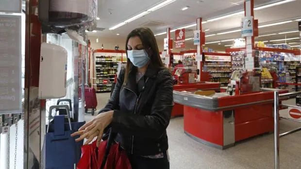 Los diez productos más vendidos en los supermercados durante el encierro por el coronavirus