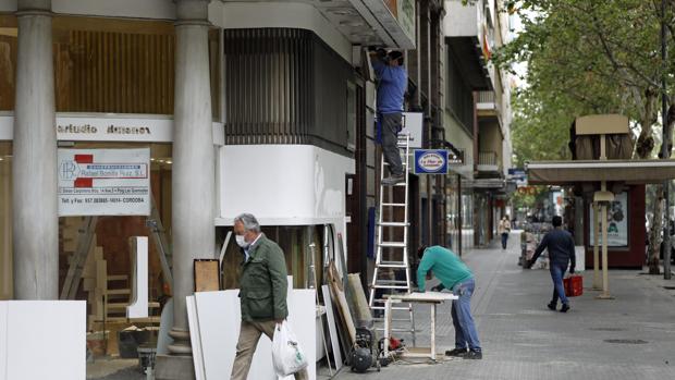 El paro bajó en mayo en Andalucía en 9.210 personas impulsado por la construcción