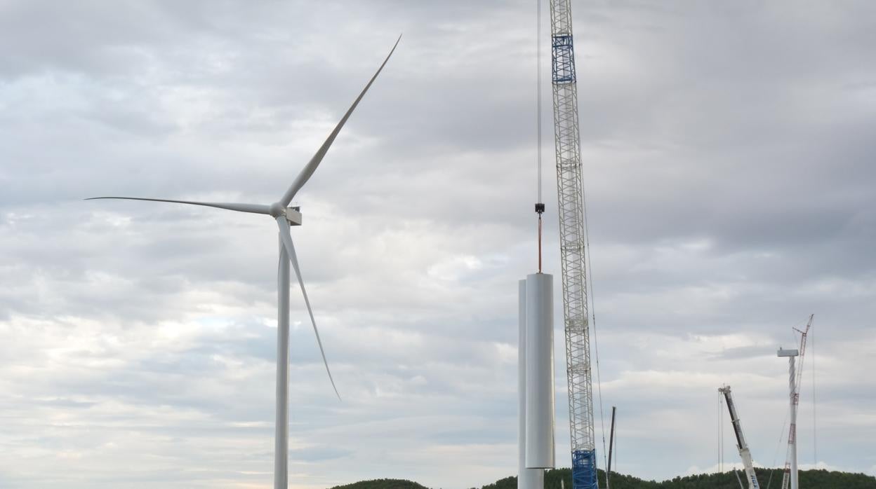 Construcción del parque eólico Cavar, en Navarra