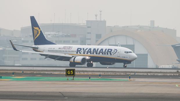 Ryanair reanudará más de 110 rutas en Andalucía desde el 1 de julio