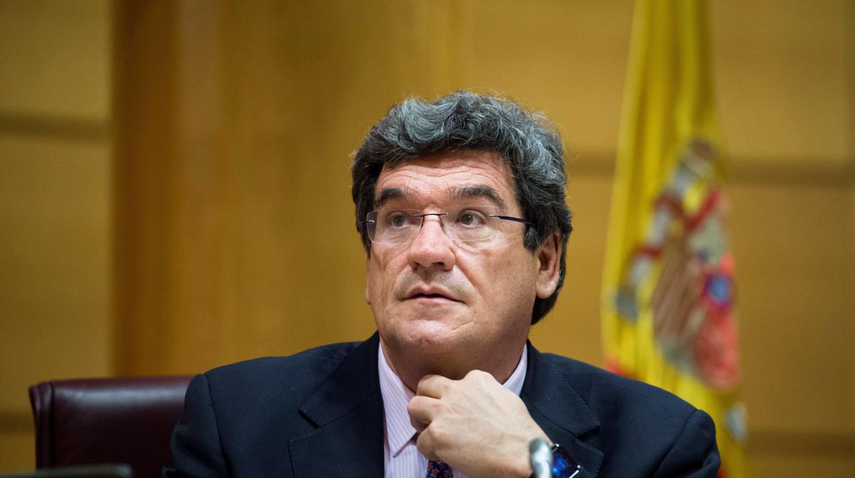 José Luis Escrivá, ministro de Seguridad Social, en el Senado el pasado jueves