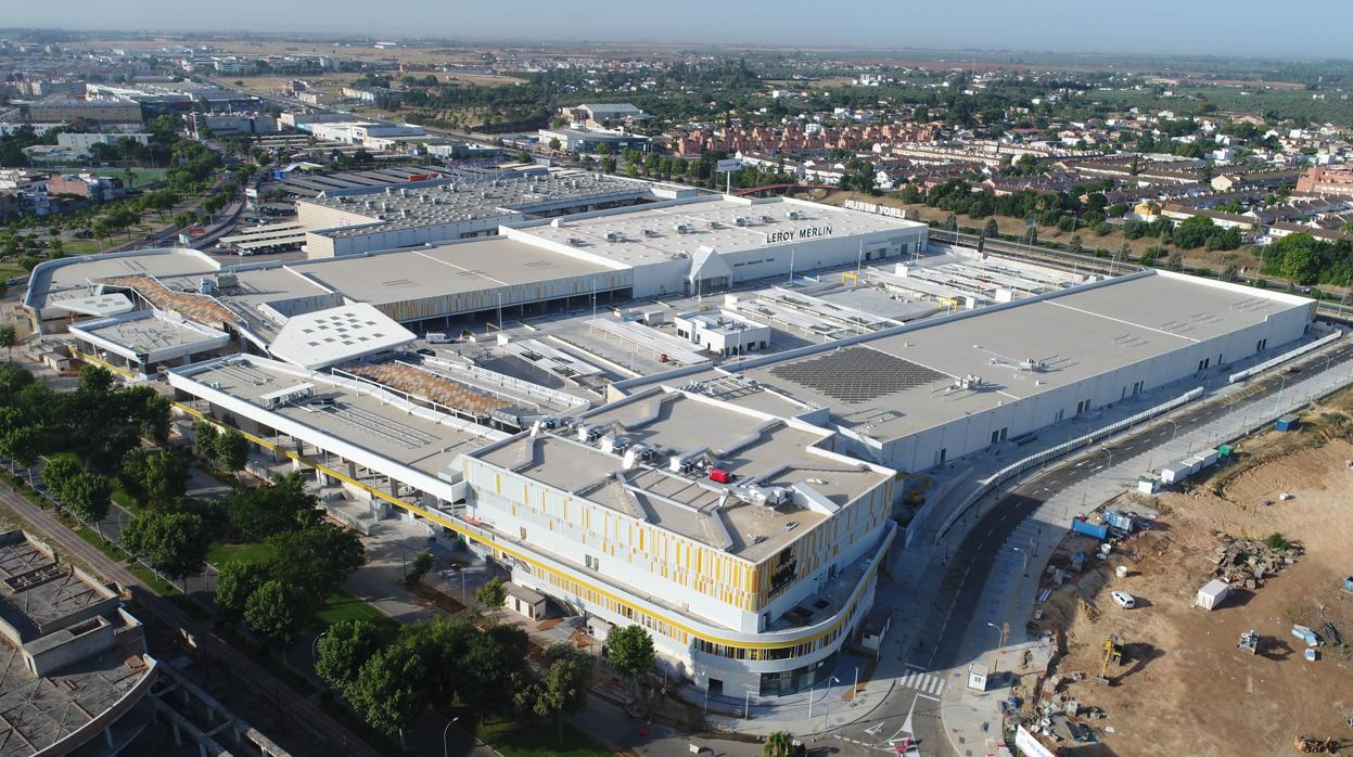Sevilla abrirá en septiembre su tercer centro comercial en tres años