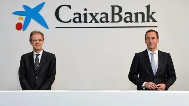 Caixabank gana 205 millones, un 67% menos, tras provisionar 1.155 millones