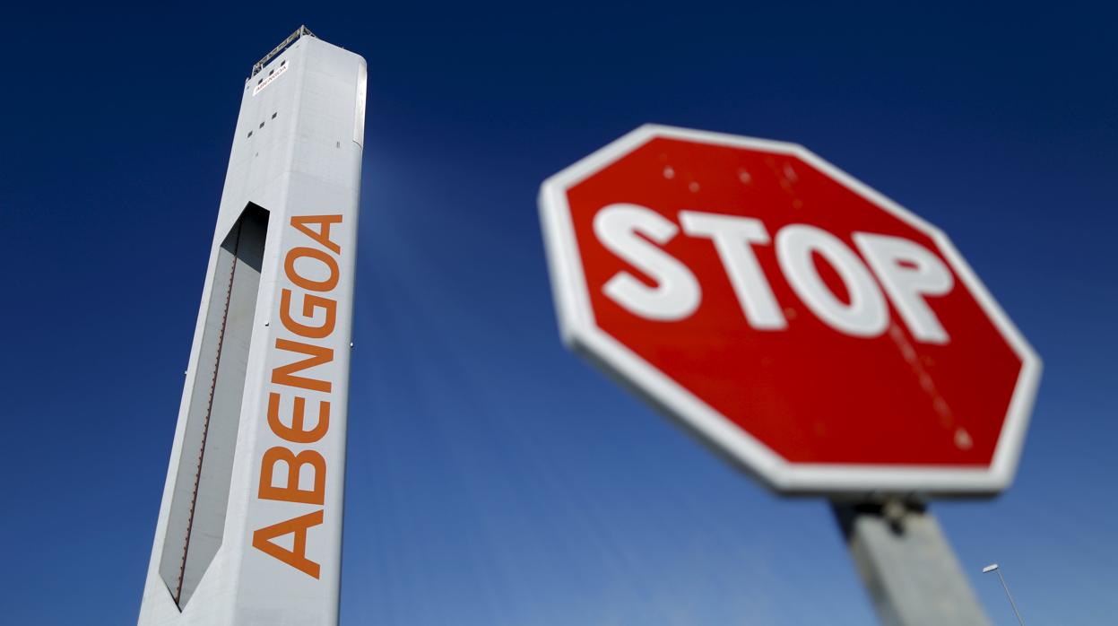 Torre de Abengoa en Sanlúcar la Mayor