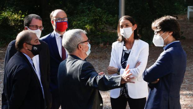 La patronal de las tecnológicas premia a la ministra de Industria Reyes Maroto