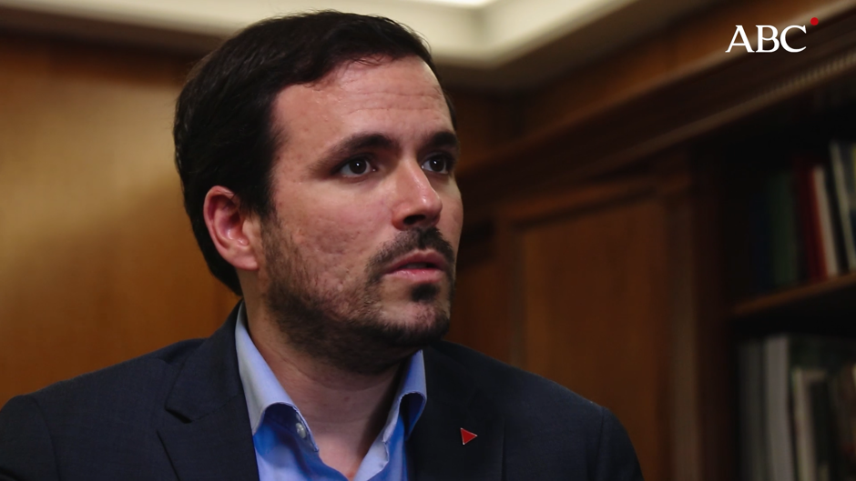 Garzón sobre el turismo: «Nuestro país no puede depender tanto de un solo sector»